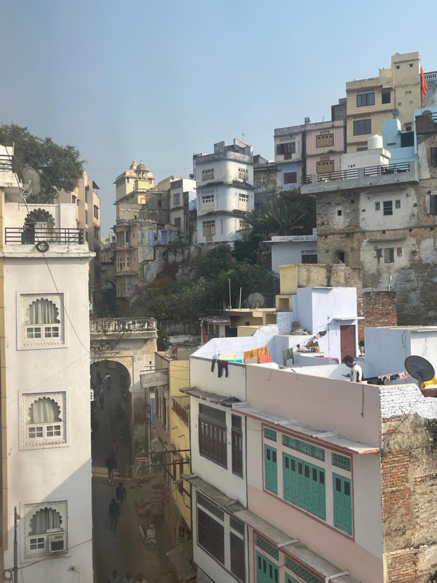 Bansuri Hotel - Opposite Shreenathji Temple Just80Mtr Walk L 1Min Away 966O9O1Oo6 Nathdwara Exterior photo