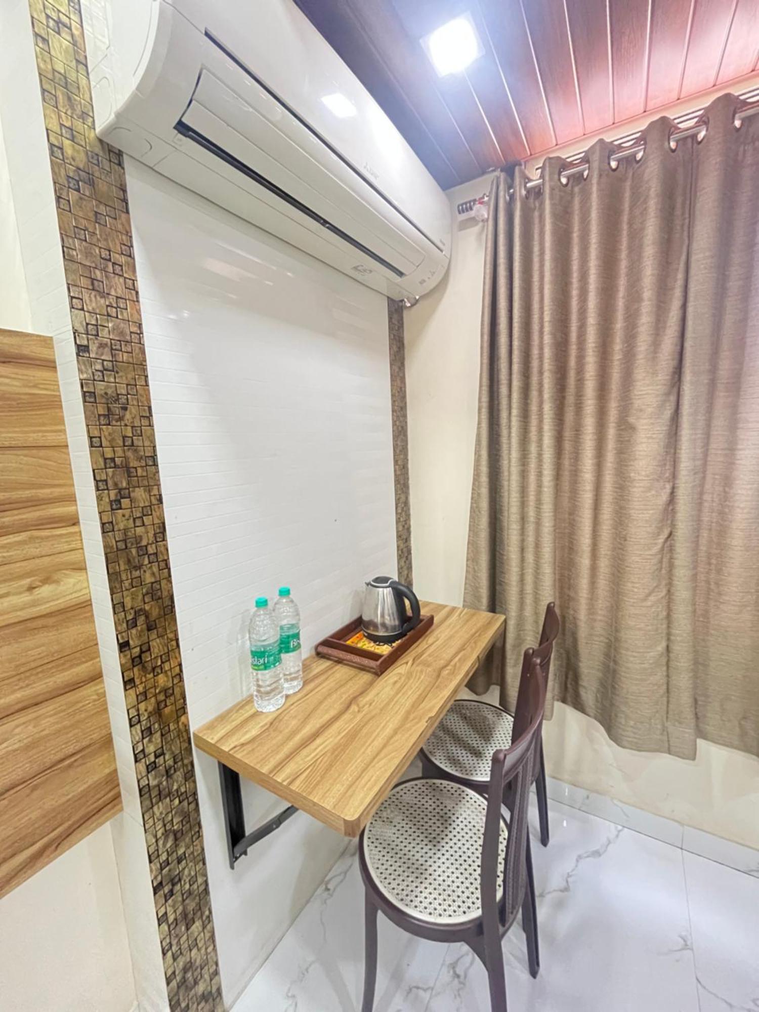 Bansuri Hotel - Opposite Shreenathji Temple Just80Mtr Walk L 1Min Away 966O9O1Oo6 Nathdwara Exterior photo